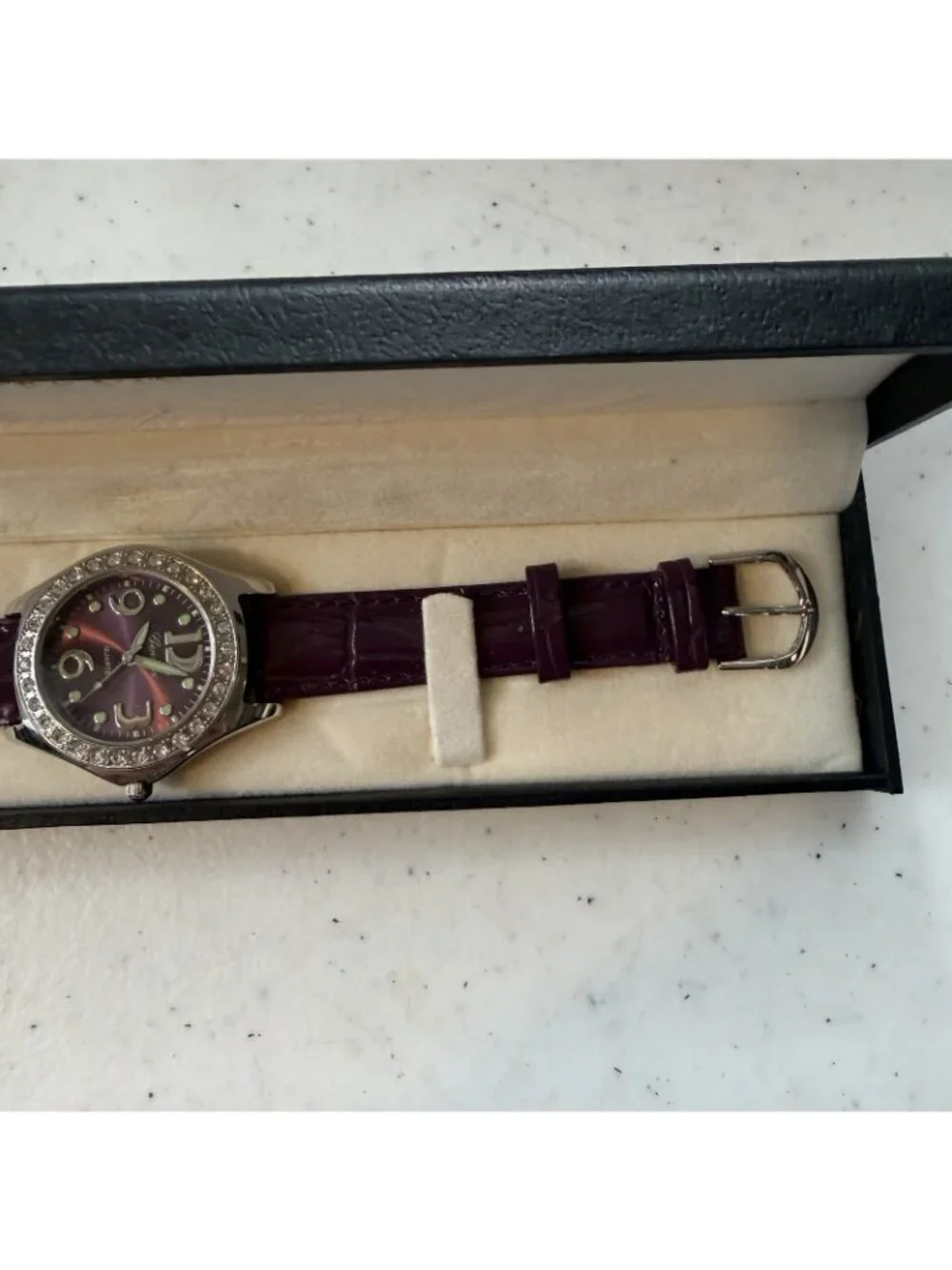 Genevex Womens Rhinestones 34mm Quartz Watch Silver Purple dial Band Collectible